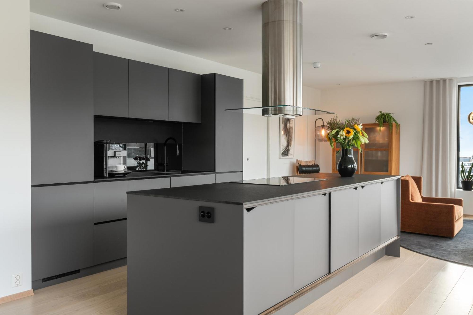 Luxury Downtown With 2 Bedrooms And 2 Bathrooms And Parking Appartement Tromsø